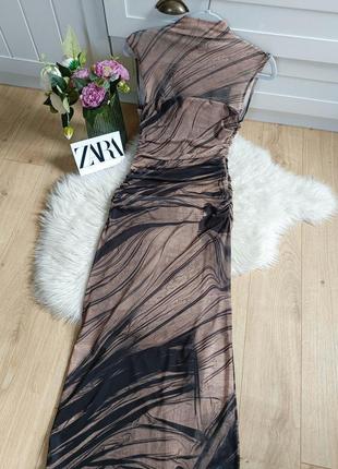 Тюлева сукня з принтом  від zara, розмір xs