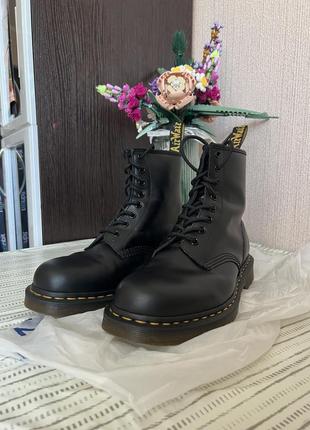 Черевики шкіряні dr martens 1460 42 розмір, оригінал, як нові!2 фото