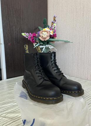 Черевики шкіряні dr martens 1460 42 розмір, оригінал, як нові!1 фото