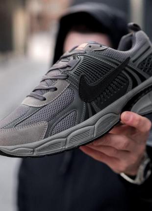 Купить мужские кроссовки nike zoom vomero 5 dark grey мужские кроссовки nike air max кроссовки nike running