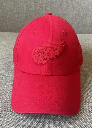 Оригінальна бейсболка new era nhl detroit red wings