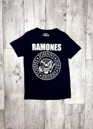 Ramones футболка m размер чёрная с лого
