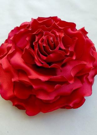 Брошка квітка з тканини ручної роботи "червона гвоздика"