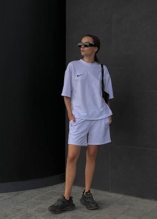 Спортивный базовый костюм – футболка и шорты8 фото