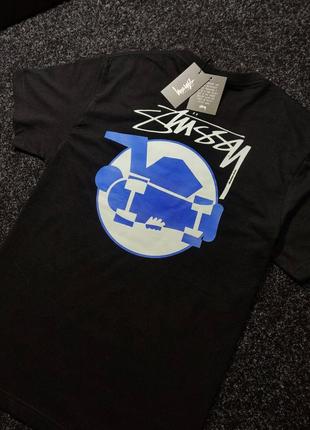 Крутая футболка от stussy 🛹