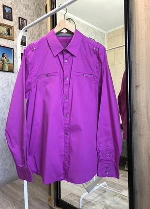 Фирменная фиолетовая рубашка