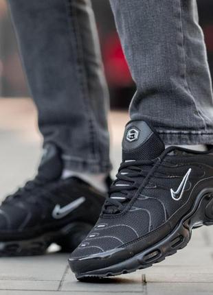 Nike air max tn plus black кросівки nike чоловічі nike модні чоловічі кросівки кросівки найк