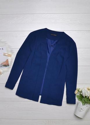 Чудовий синій піджак atmosphere.