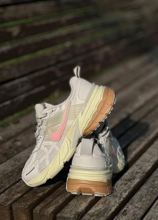 Nike runtekk beige pink
арт : 137