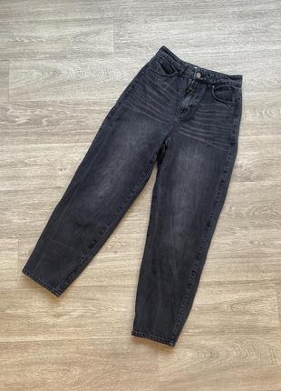 Стильные графитовые джинсы-момы, слоучи h&amp;m с высокой талией 36/s5 фото
