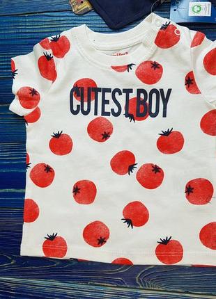 Летний нарядный набор, костюм для мальчика футболка, шорты и слюнявчик на 2-6 и 6-12 месяцев2 фото