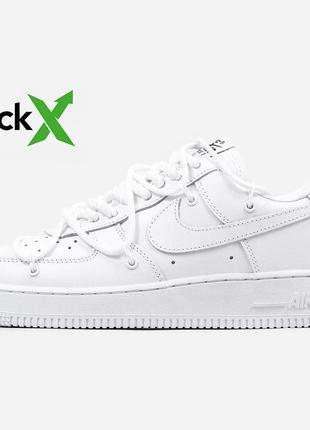 Оберіть стильні кросівки nike air force 1 white