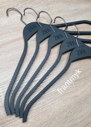 Zara - 280 за 10 вішаків - надміцні вішалки плечики для одягу вешалки