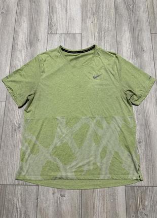 Футболка nike dri-fit run division t-shirt