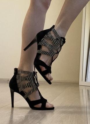 High heels, хілси, босоніжки