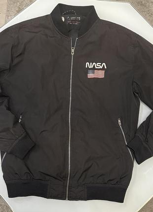 Мужская ветровка бомбер nasa pull &amp; bear