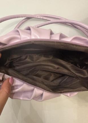 Трендовая мини сумка лилового цвета3 фото