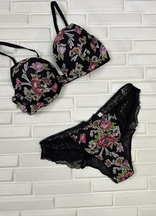 Victoria secret victoriaʼs комплект нижньої білизни пушап трусики бюстгальтер