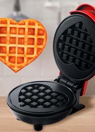 Вафельница электрическая waffle maker с антипригарным покрытием с формой сердца красная so-55-m1