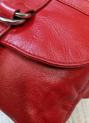 Шкіряна червона сумка кросбоді жіноча