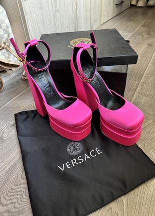 Туфли женские братец versace