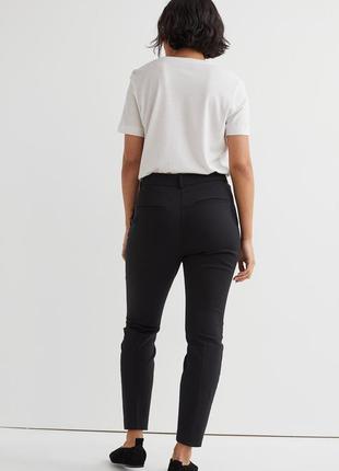 Штани-сигарети штани з стрейчевої тканини. звичайна талія, чорні базові класичні h&m5 фото