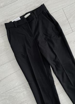 Штани-сигарети штани з стрейчевої тканини. звичайна талія, чорні базові класичні h&m10 фото