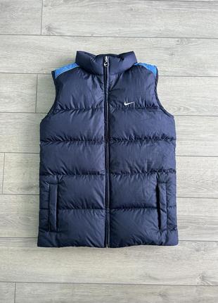 Жилетка nike vintage down puffer vest жилет безрукавка винтаж оригинал