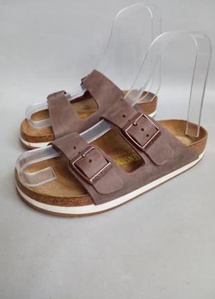 Кожаные тапки birkenstock