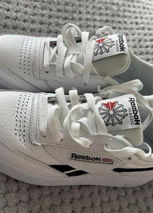 Reebok кросівки