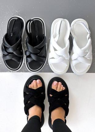 Босоніжки з натуральної шкіри та замші жіночі на танкетці