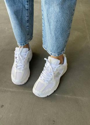 Кросівки літні текстильні 
new balance 530 white