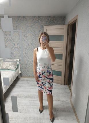 Шикарное нежное платье миди цветы