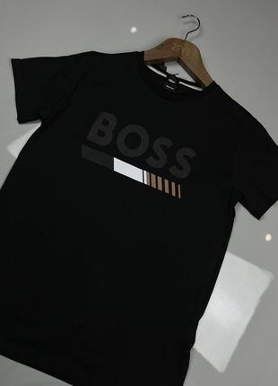 Чоловіча футболка hugo boss1 фото