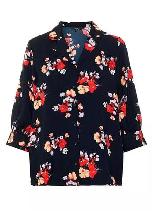 Блузка на ґудзиках "vero moda" з квітковим принтом. розмір l.