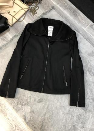 Шикарная черная куртка жакет