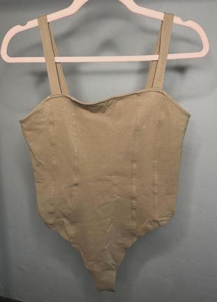 Бодік, дуже тягнеться, приємний на дотик