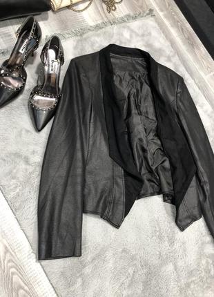 Черная куртка жакет пиджак черный