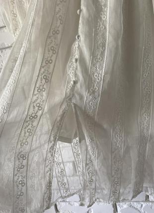 Гарна сукня довга біла з вишивкою на підкладці м 104 фото