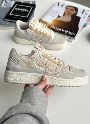 Кроссовки adidas forum beige