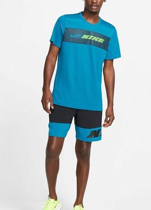 Комплект спортивные шорты и футболка nike dri fit / мужской спортивный костюм найк драй фит оригинал