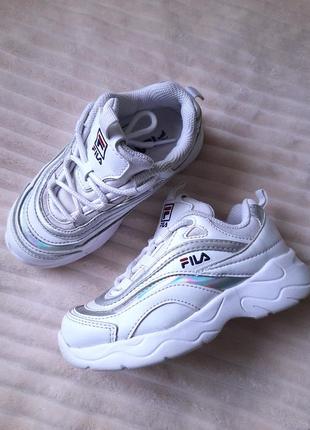 Крутые кроссовки fila 27р 17см