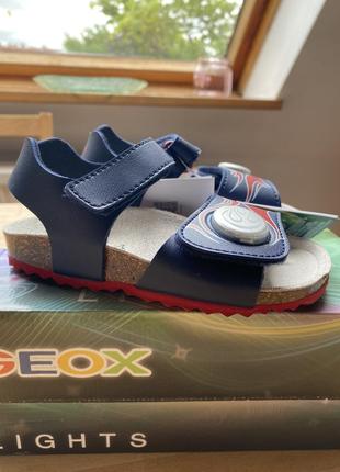 Новые сандалии geox light на мальчика размер 263 фото