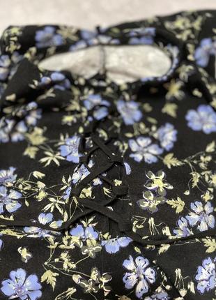 Сукня з квітами 4