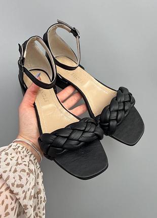 Босоніжки  косичка з пʼяткою ❗️