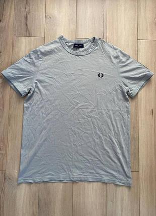 Футболка fred perry с лампасами