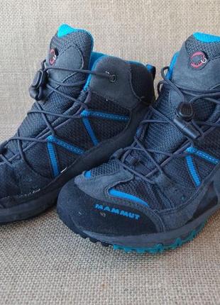 Полегшені трекінгові черевики - кросівки mammut nova mid gtx kids gore tex розмір 34 20 см