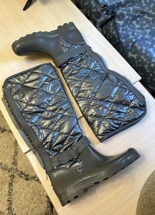 Резиновые сапоги