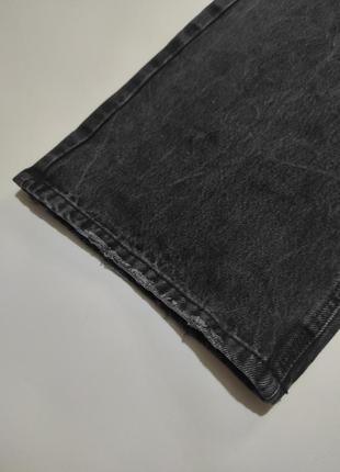 Длинные широкие джинсы палаццо черные графитовые темно серые с дырками порезами на коленях вареные варенки5 фото
