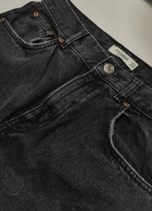 Длинные широкие джинсы палаццо черные графитовые темно серые с дырками порезами на коленях вареные варенки3 фото